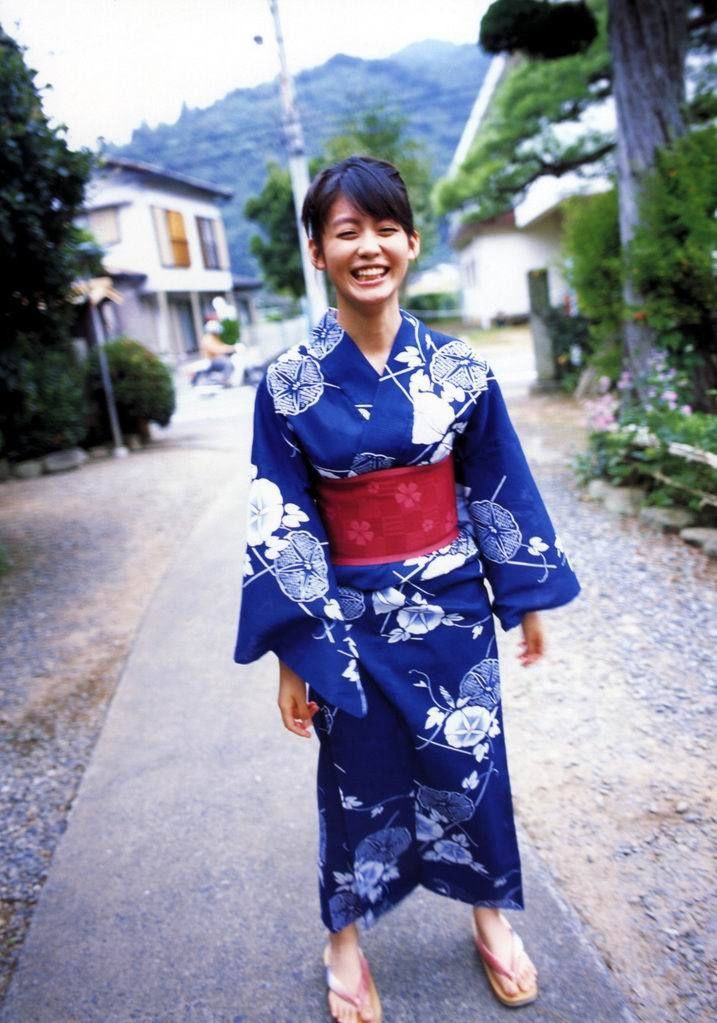 Yuika Motokariya Page 2 No.db9f00