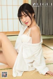 Model Anna "Bathroom White Shirt and Silk Foot" [丽柜LIGUI]