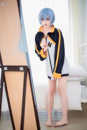 [Косплей] Аниме-блогер Kitaro_Kitaro - Rem Sportswear