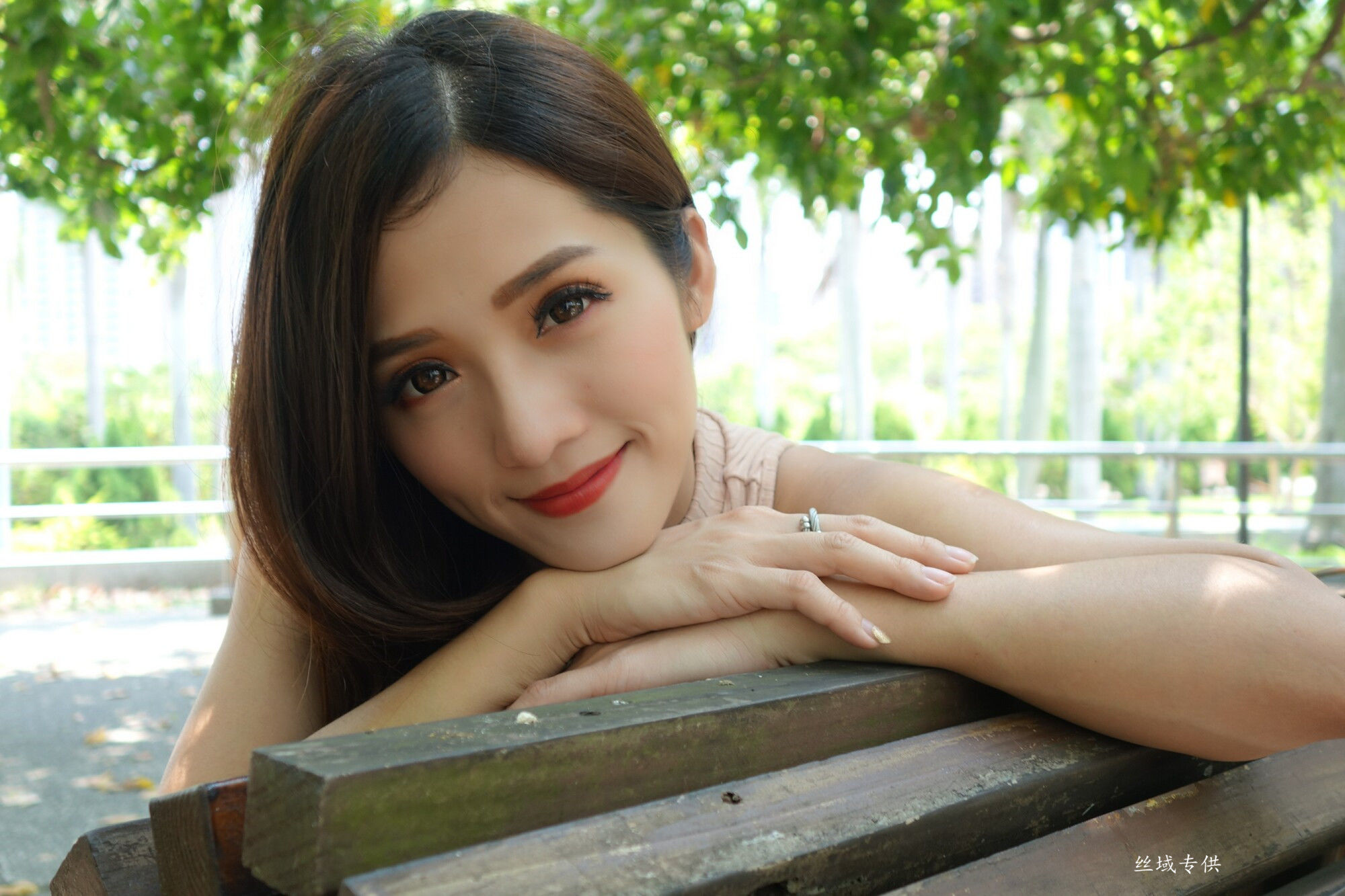 [台湾正妹] Go Go 高雄美術館 第40頁 No.f1e2c0